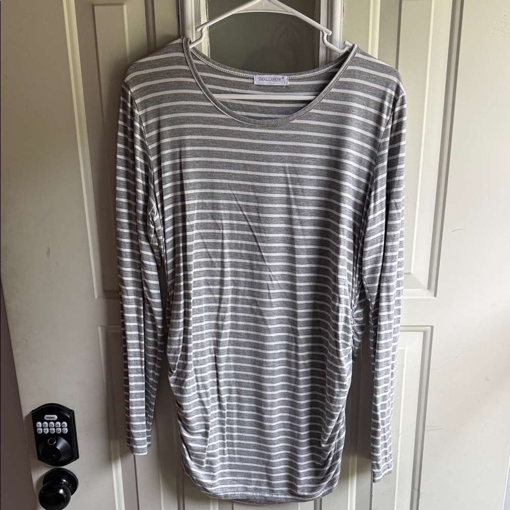 Chic Gray Striped Long Sleeve Tunic